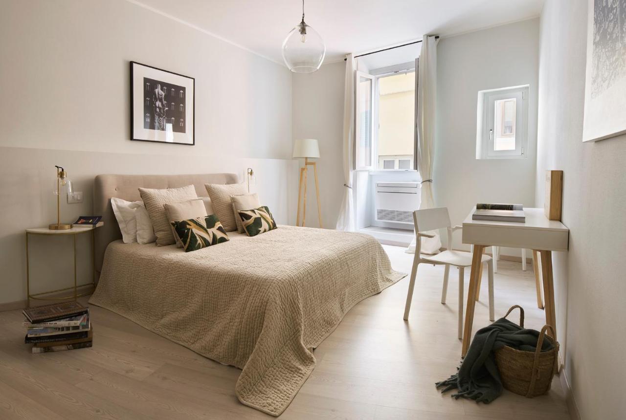3 Master Bedrooms With Balcony On The River With Views Firenze Bagian luar foto