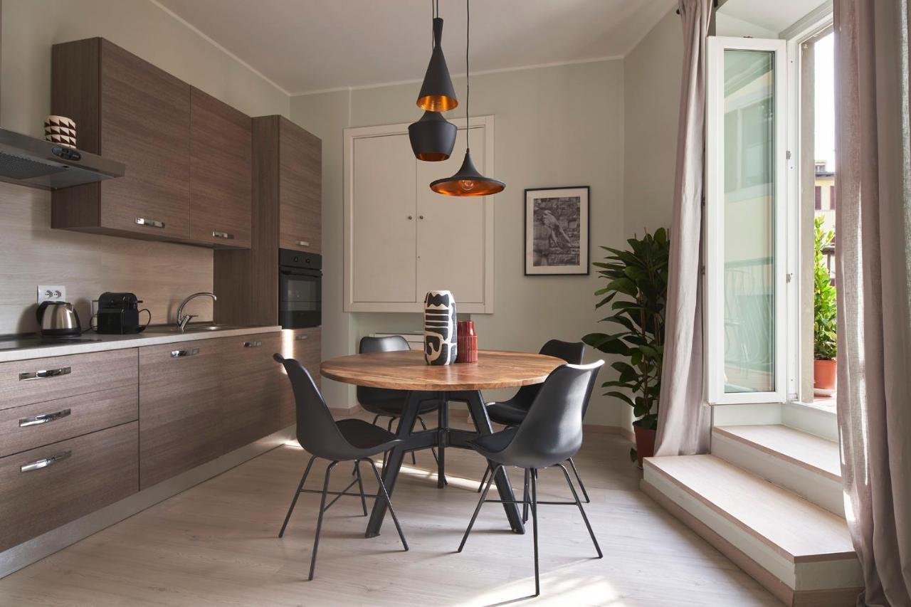 3 Master Bedrooms With Balcony On The River With Views Firenze Bagian luar foto