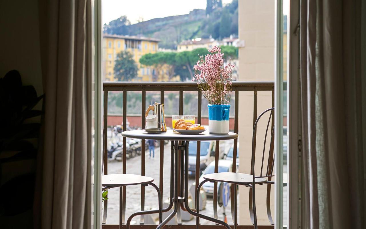 3 Master Bedrooms With Balcony On The River With Views Firenze Bagian luar foto