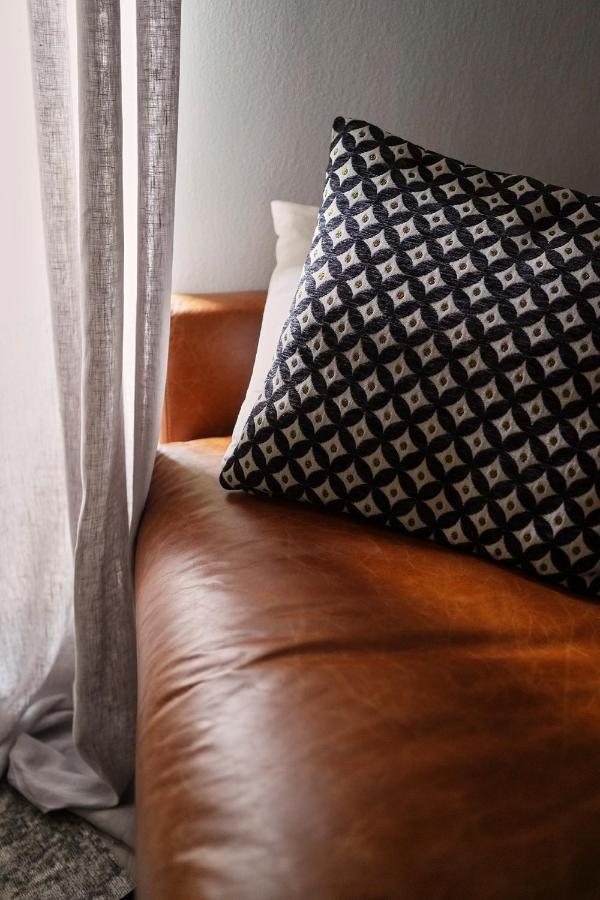 3 Master Bedrooms With Balcony On The River With Views Firenze Bagian luar foto